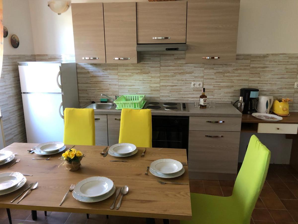 Apartments Ankica Кампор Экстерьер фото